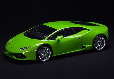Pocher Verde Mantis (Metallic Green) Lamborghini Huracan LP 610-4 1/8 Model Car Kit HK109